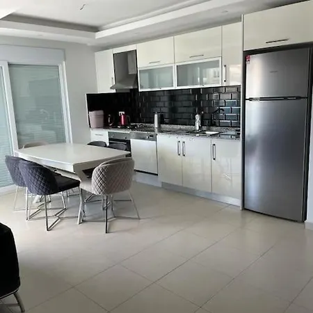 Ferienwohnung/app. Fur 6 Gaste Avsallar 아파트 *